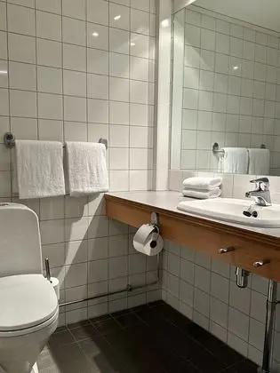 Basic Tek Büyük Yataklı Oda