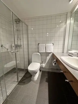 Basic Tek Büyük Yataklı Oda