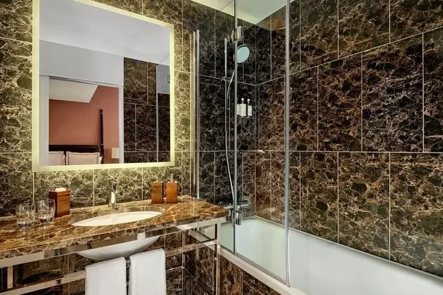 Süit, 1 En Büyük (King) Boy Yatak