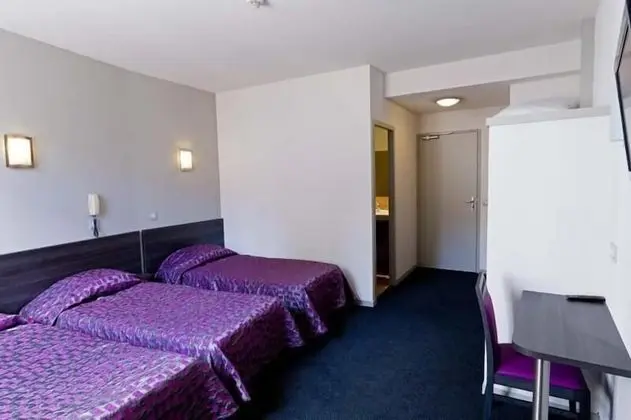 Üç Kişilik Oda, 3 Tek Kişilik Yatak