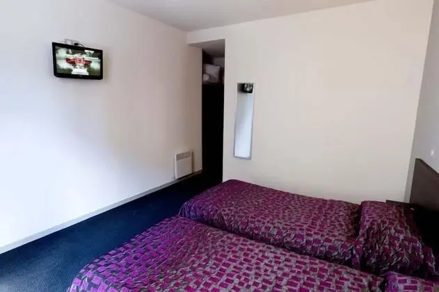 Üç Kişilik Oda, 3 Tek Kişilik Yatak