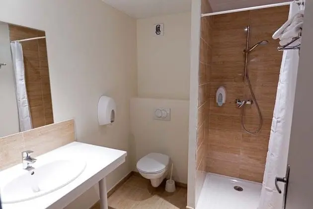 Üç Kişilik Oda, 3 Tek Kişilik Yatak