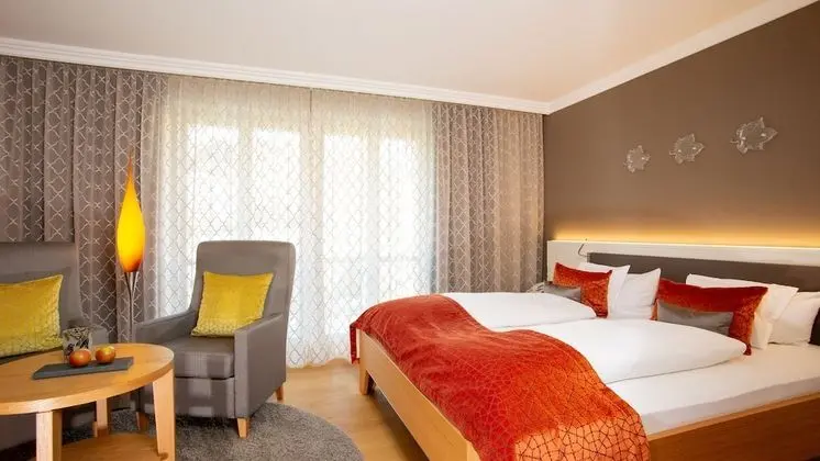 Tek Büyük Yataklı Oda (Themendoppelzimmer)