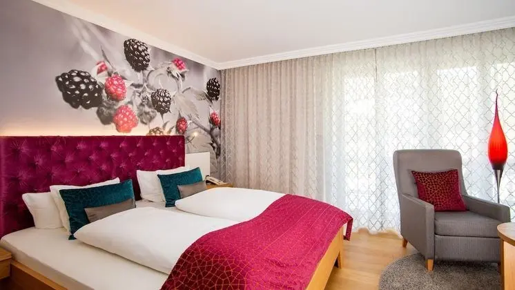 Tek Büyük Yataklı Oda (Themendoppelzimmer)
