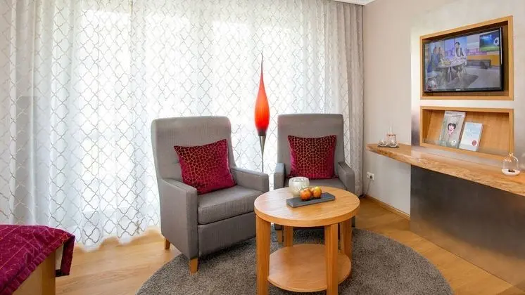 Tek Büyük Yataklı Oda (Themendoppelzimmer)