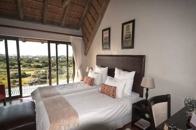 Comfort Tek Büyük veya İki Ayrı Yataklı Oda (Twin / Double Rooms )