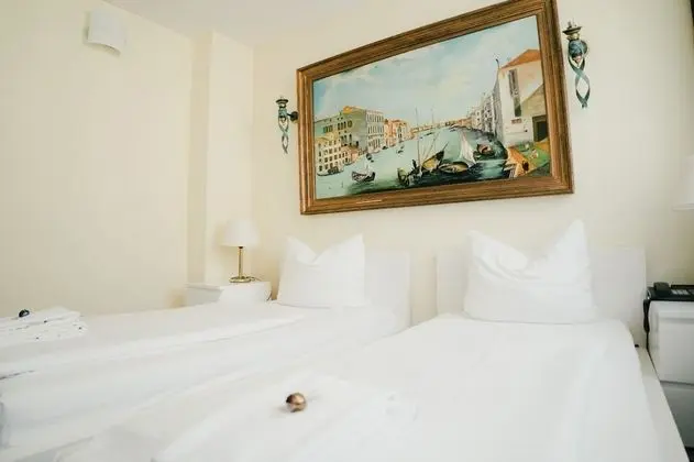 Classic İki Ayrı Yataklı Oda