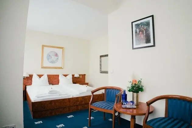 Classic Tek Büyük Yataklı Oda