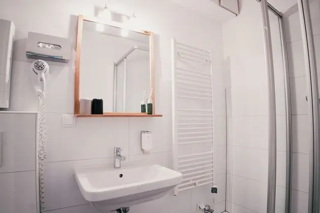 Classic Tek Büyük Yataklı Oda