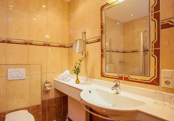 Tek Büyük Yataklı Oda, Balkon