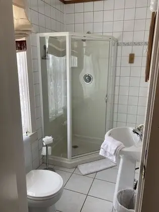 Luxury Oda