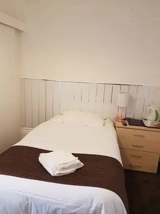 Tek Büyük Yataklı Oda