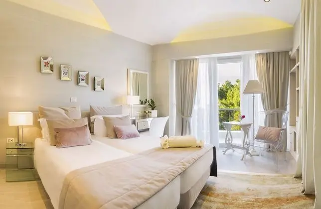 Boutique Room Private Balcony Acropolis View