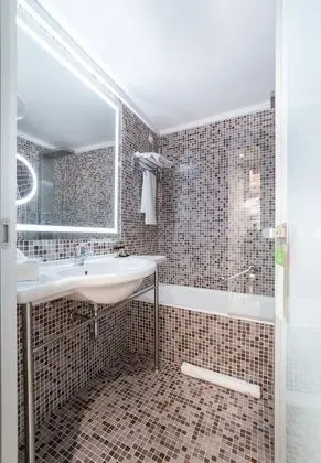 Budget Single Room