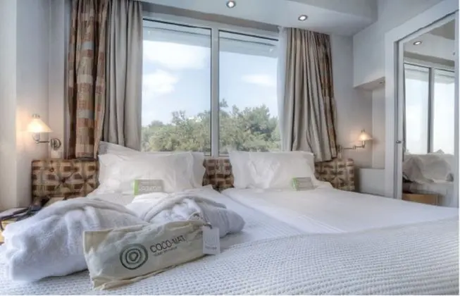 Deluxe Suite with Corner Balcony and Panoramic Acropolis View