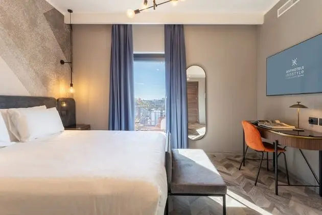 Deluxe Oda, Balkon, Şehir Manzaralı