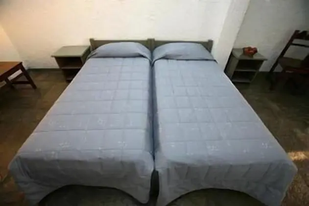 Üç Kişilik Oda