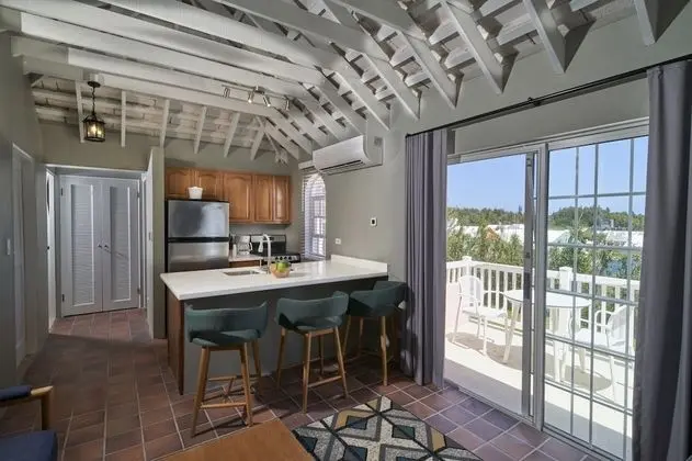 Harbor View Suite