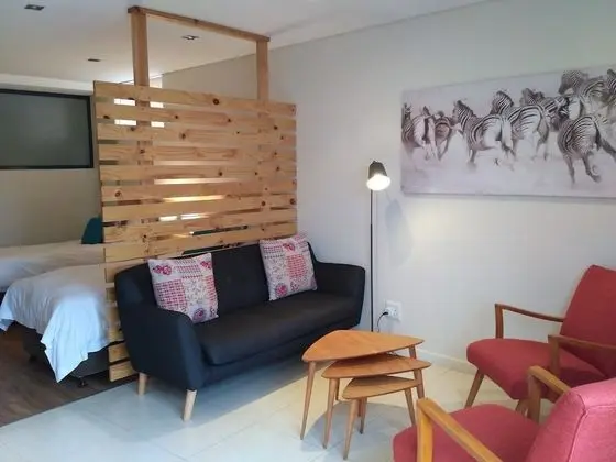 Standard Stüdyo, Şehir Manzaralı