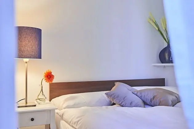 Tek Büyük veya İki Ayrı Yataklı Oda