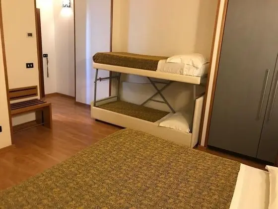 Classic Dört Kişilik Oda, Birden Çok Yatak