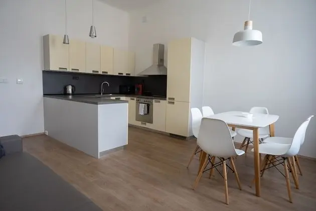 Comfort Apart Daire, 3 Yatak Odası, Sigara İçilmez, Küçük Mutfak