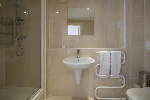 City Ev, Banyolu/Duşlu, Şehir Manzaralı (St Helens - Minster View)