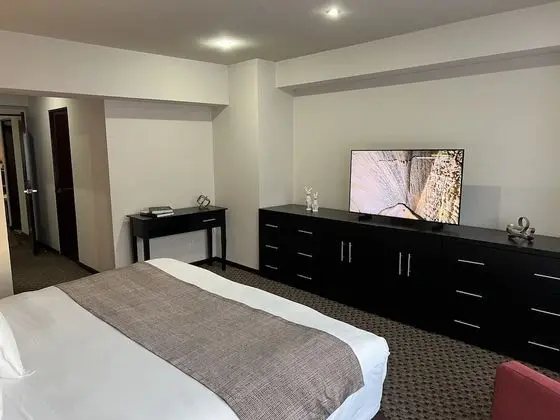 Royal Family Suite, with balcony