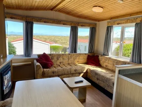 6 Berth Superior Caravan Seaview