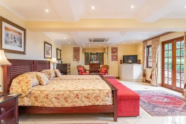 Deluxe Tek Büyük Yataklı Oda (Manor)