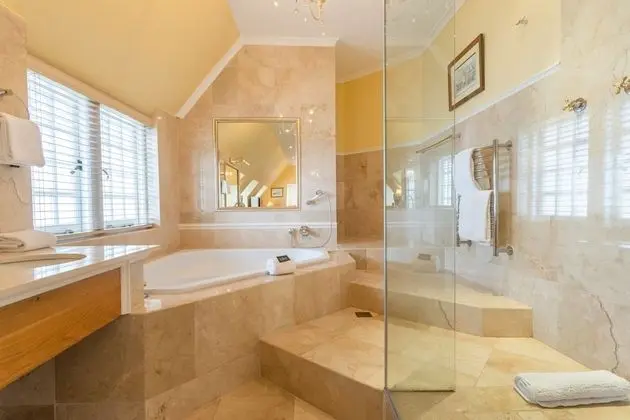 Deluxe Tek Büyük Yataklı Oda (Manor)
