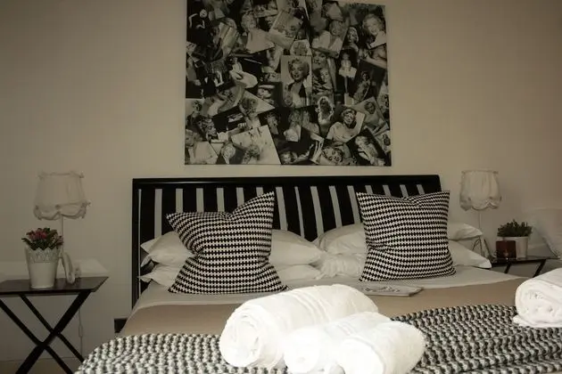 Tek Büyük veya İki Ayrı Yataklı Oda