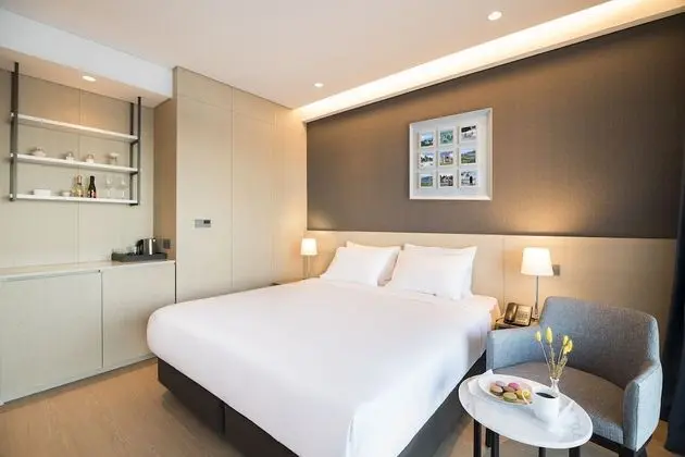 Gorgeous Partial Ocean Double