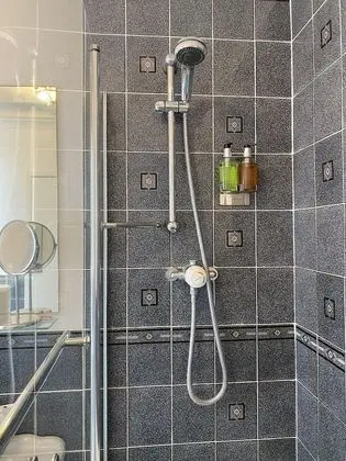 Standard Tek Büyük Yataklı Oda, Küvet