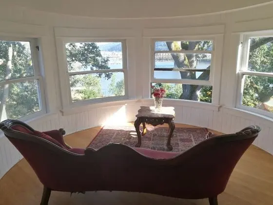 Çatı Katı Süiti (Penthouse), 2 Büyük (Queen) Boy Yatak, Küçük Mutfak, Nehir Manzaralı