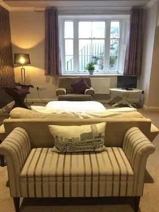 Deluxe Sea Front Apartment
