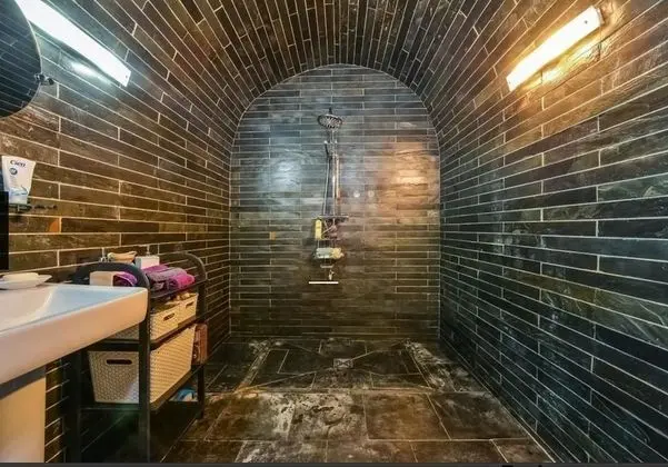Deluxe Sea Front Apartment