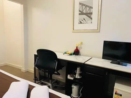 Standard Tek Büyük Yataklı Oda
