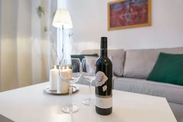 Apart Daire, Asma Kat