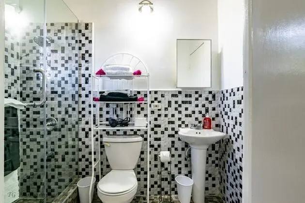 Family Villa, Birden Çok Yatak, Sigara İçilmez