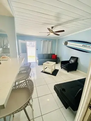 Deluxe King One Bedroom Apartment
