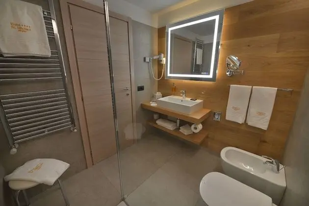 Superior Tek Büyük Yataklı Oda, Balkon