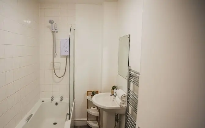 Apart Daire, 2 Yatak Odası, Sigara İçilmez (Apt 1)