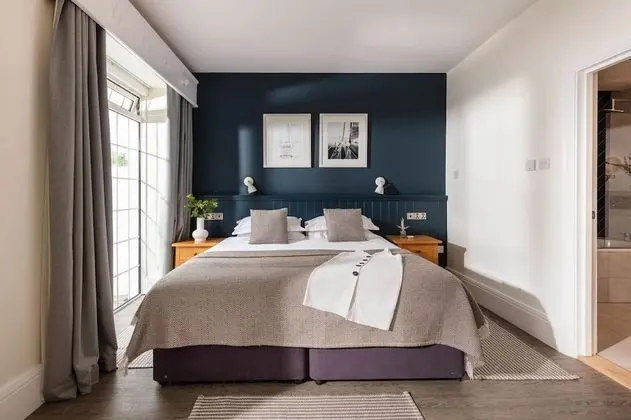 Comfort Tek Büyük veya İki Ayrı Yataklı Oda