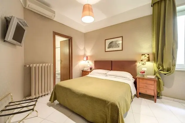 Tek Büyük veya İki Ayrı Yataklı Oda