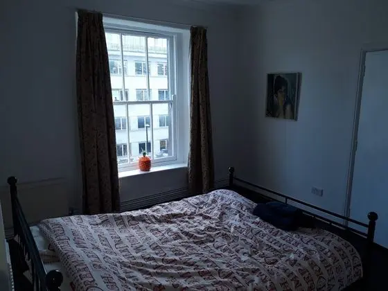 Apart Daire, 6 Yatak Odası