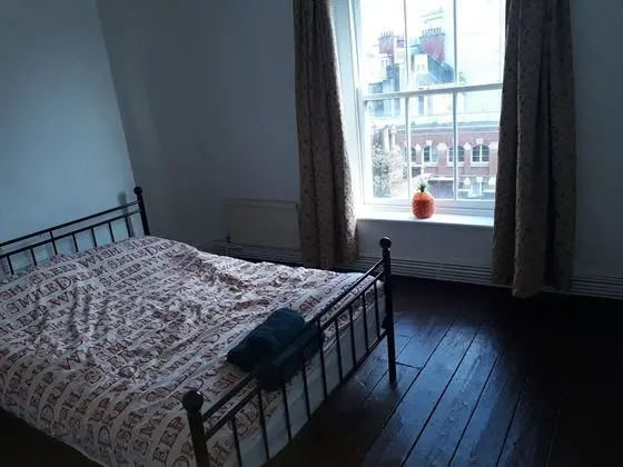Apart Daire, 6 Yatak Odası