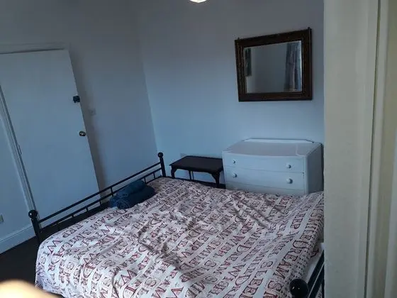 Apart Daire, 6 Yatak Odası
