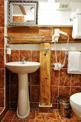 Standard Tek Büyük veya İki Ayrı Yataklı Oda