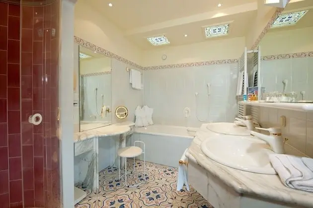 Junior Süit, Balkon, Dağ Manzaralı (Sonnentau)